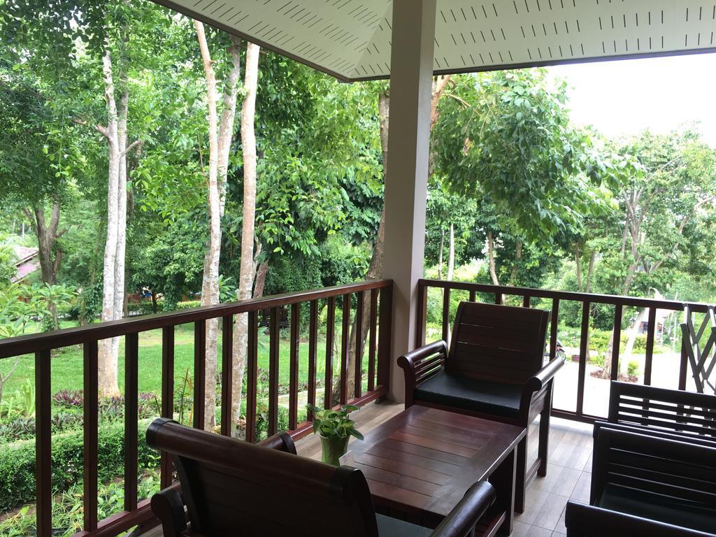 The Fisherman'S Chalet Natien Beach  Bagian luar foto
