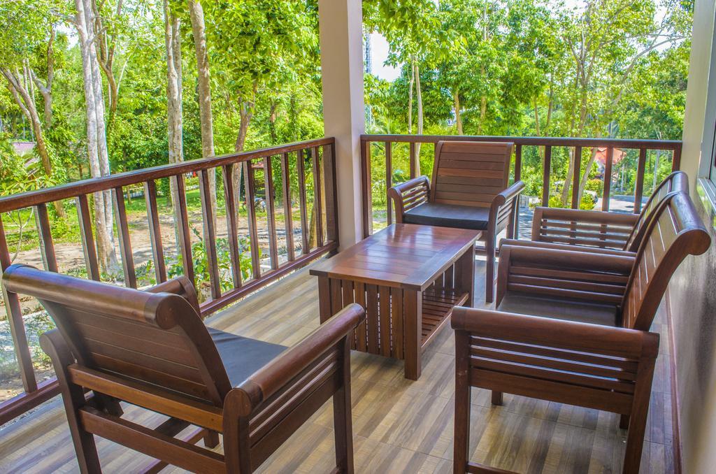 The Fisherman'S Chalet Natien Beach  Bagian luar foto
