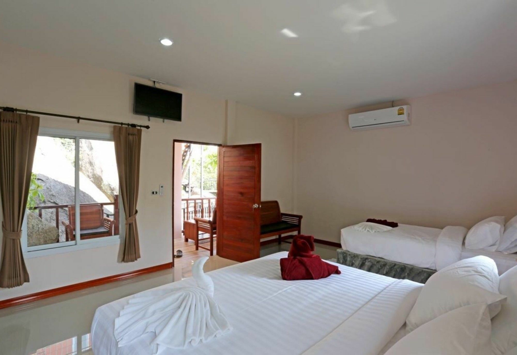 The Fisherman'S Chalet Natien Beach  Bagian luar foto
